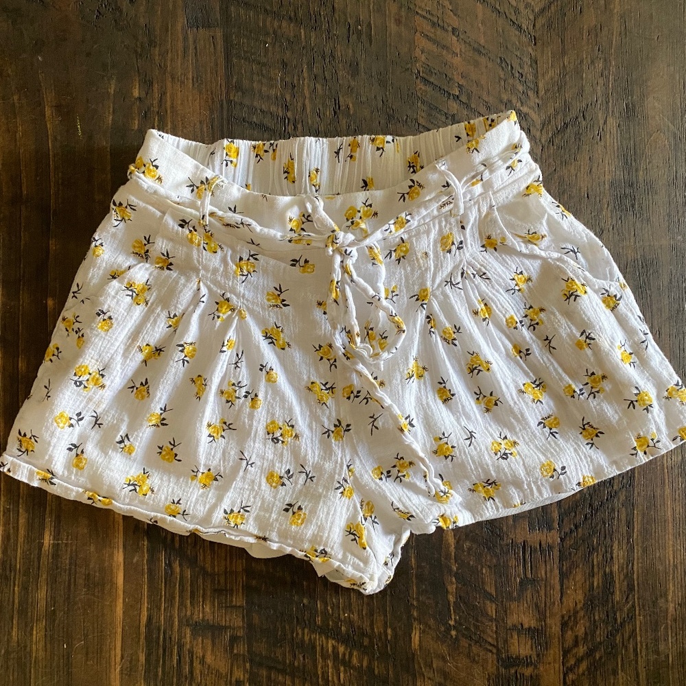 LA Hearts Flowy Boho Shorts